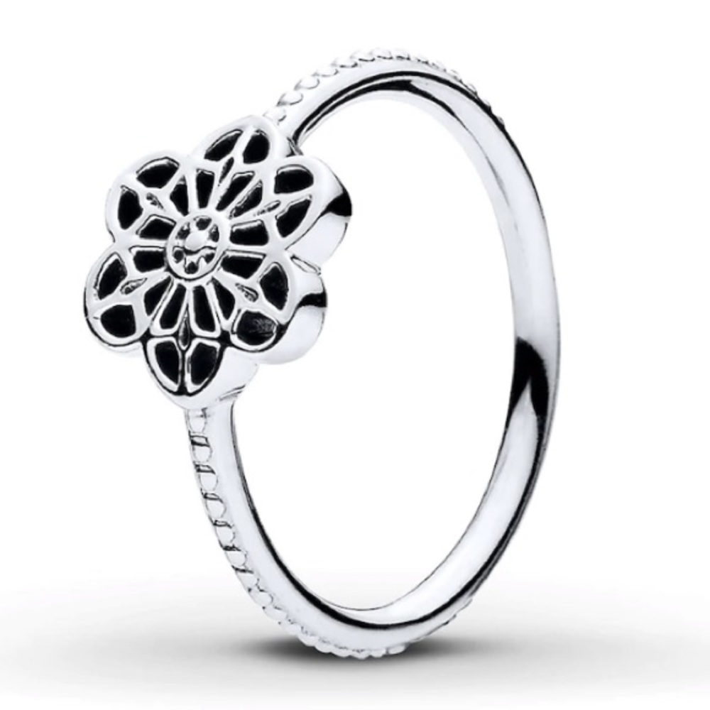 Pandora Floral Daisy Lace Ring
